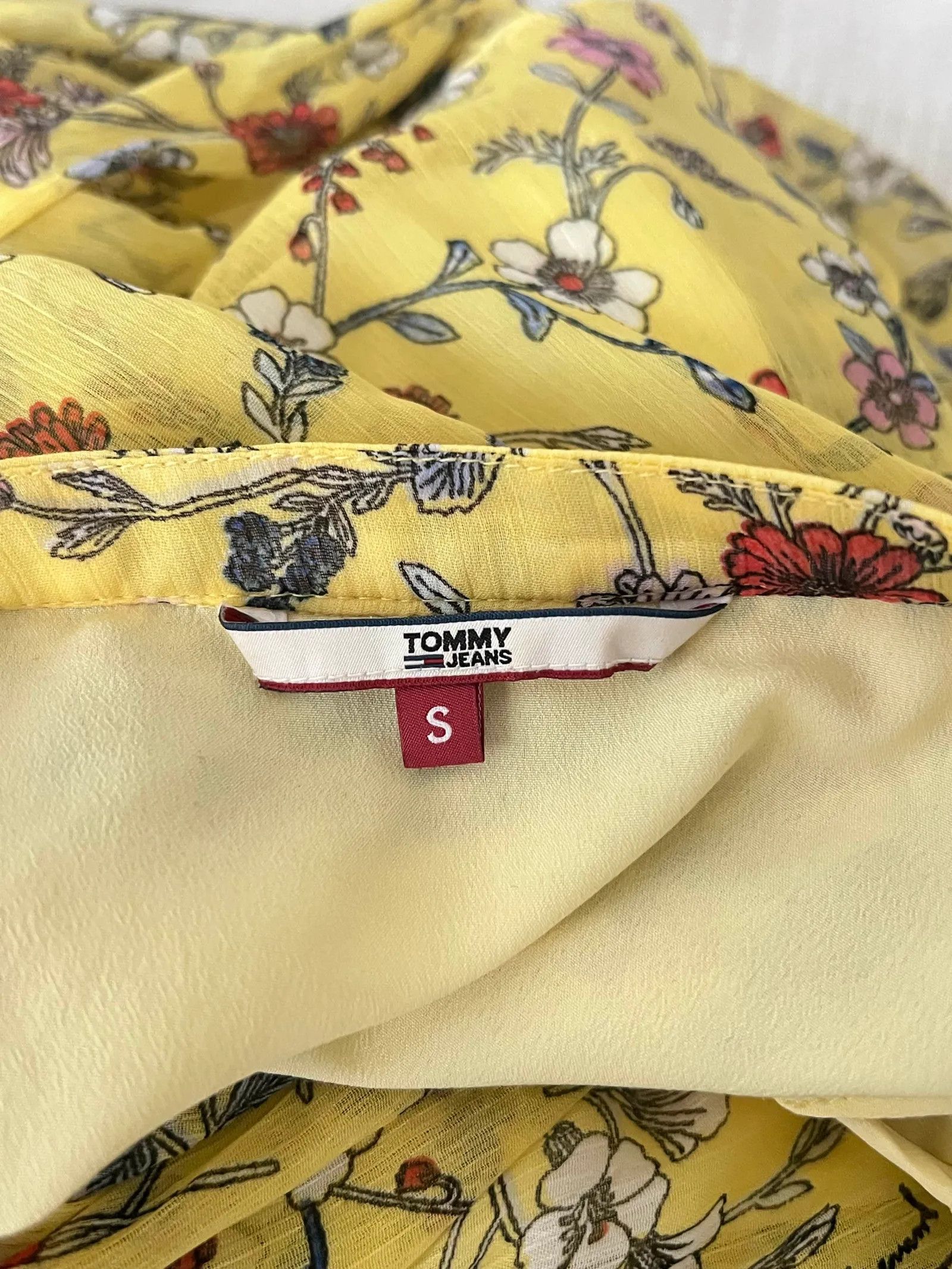 Tommy Hilfiger Tommy Hilfiger Skirt Size 27" / US 4 / IT 40 - 3 Thumbnail