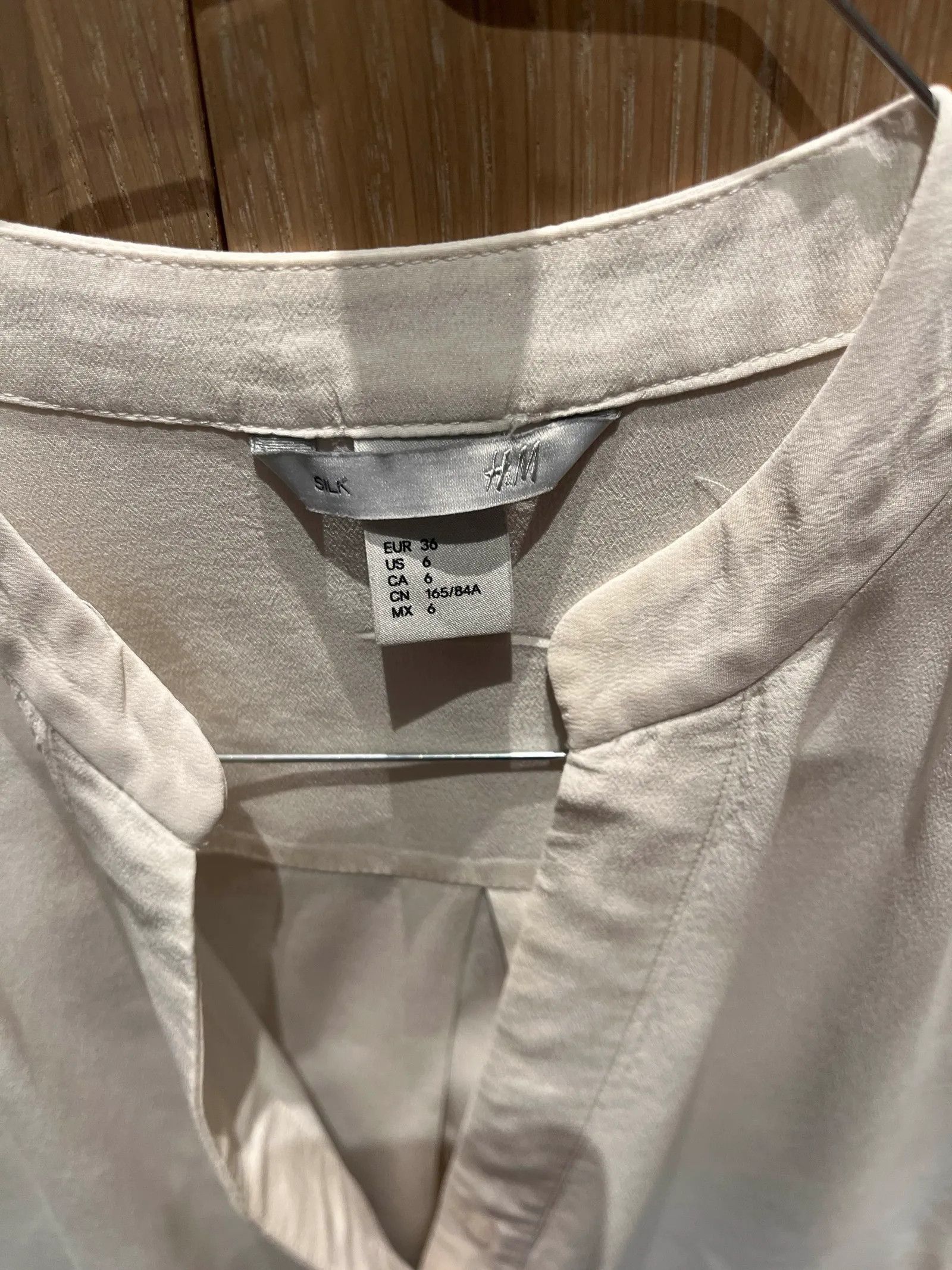 H&M H&M Shirt Size XS / US 0-2 / IT 36-38 - 2 Thumbnail