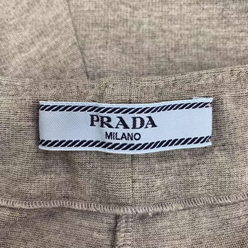 Prada Gray Logo Red Tag Casual Shorts S Size Size US 28 / EU 44 - 6 Thumbnail