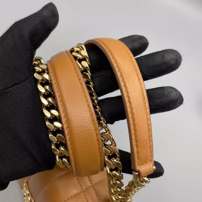 Burberry Burberry Leather Chain Crossbody Bag Size ONE SIZE - 7 Thumbnail