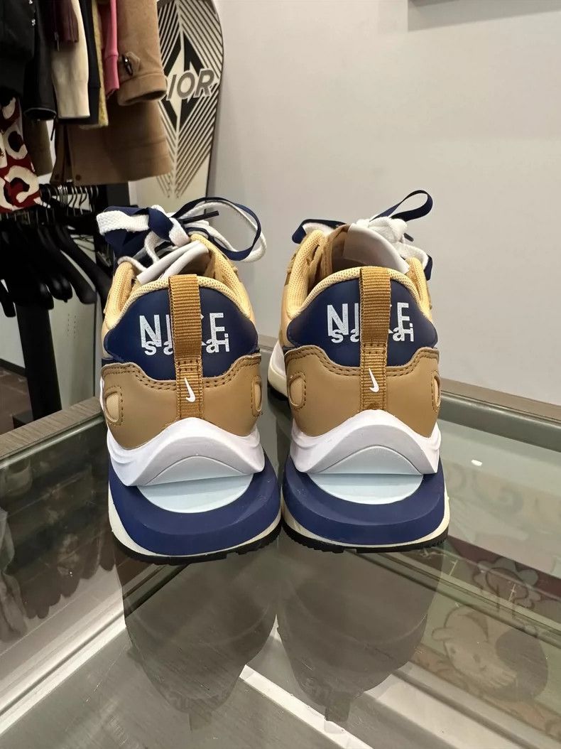 Sacai Nike Sacai Vaporwaffle Women's Sneakers Size 38 Size US 7.5 / EU 40-41 - 4 Thumbnail