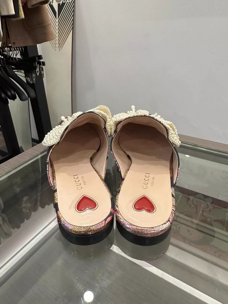 Gucci Gucci Pearl Butterfly Women's Slippers Size 37.5 Size US 7.5 / EU 40-41 - 5 Thumbnail