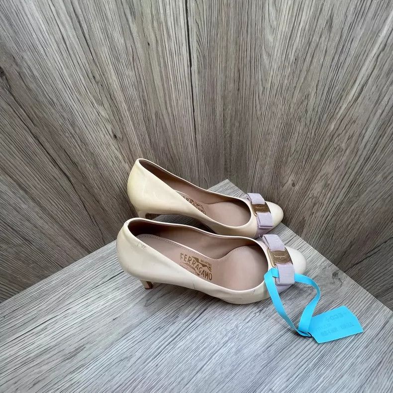 Jimmy Choo Ferragamo High Heels with Bow in Size 38 Size US 8 / EU 41 - 6 Thumbnail