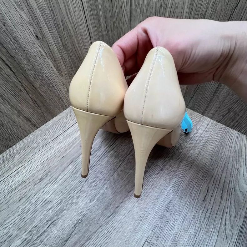 Jimmy Choo Ferragamo High Heels with Bow in Size 38 Size US 8 / EU 41 - 4 Thumbnail