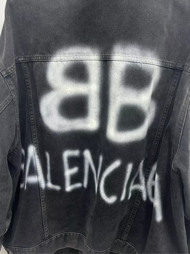 Balenciaga Balenciaga Graffiti Light-Up Denim Jacket Size US XS / EU 42 / 0 - 3 Thumbnail