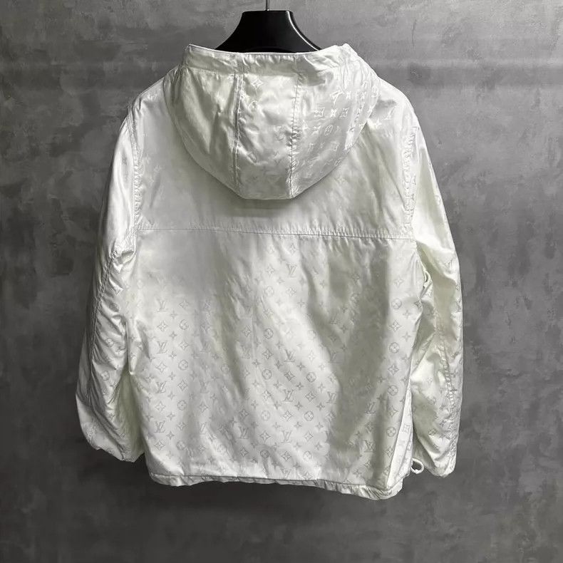Louis Vuitton Louis Vuitton White Windbreaker with Logo Size US L / EU 52-54 / 3 - 3 Thumbnail