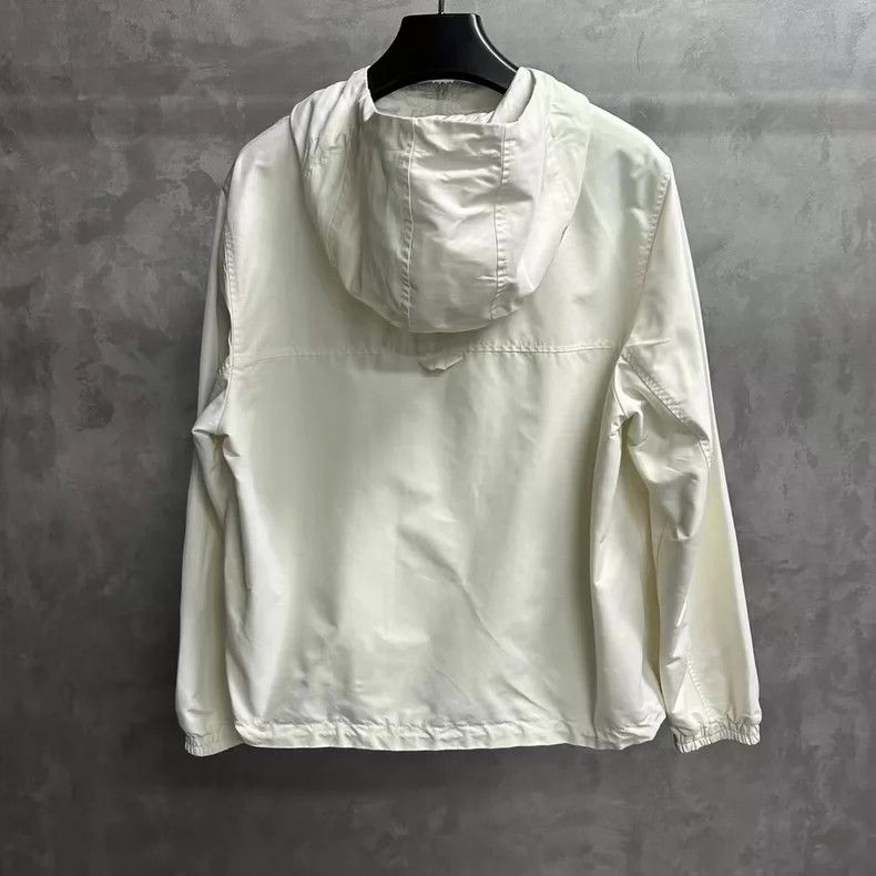 Louis Vuitton Louis Vuitton White Windbreaker with Logo Size US L / EU 52-54 / 3 - 2 Thumbnail