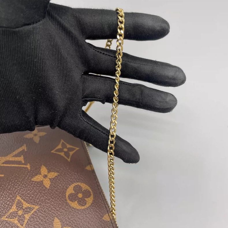 Louis Vuitton Louis Vuitton Chain Handbag with Monogram Size ONE SIZE - 7 Thumbnail