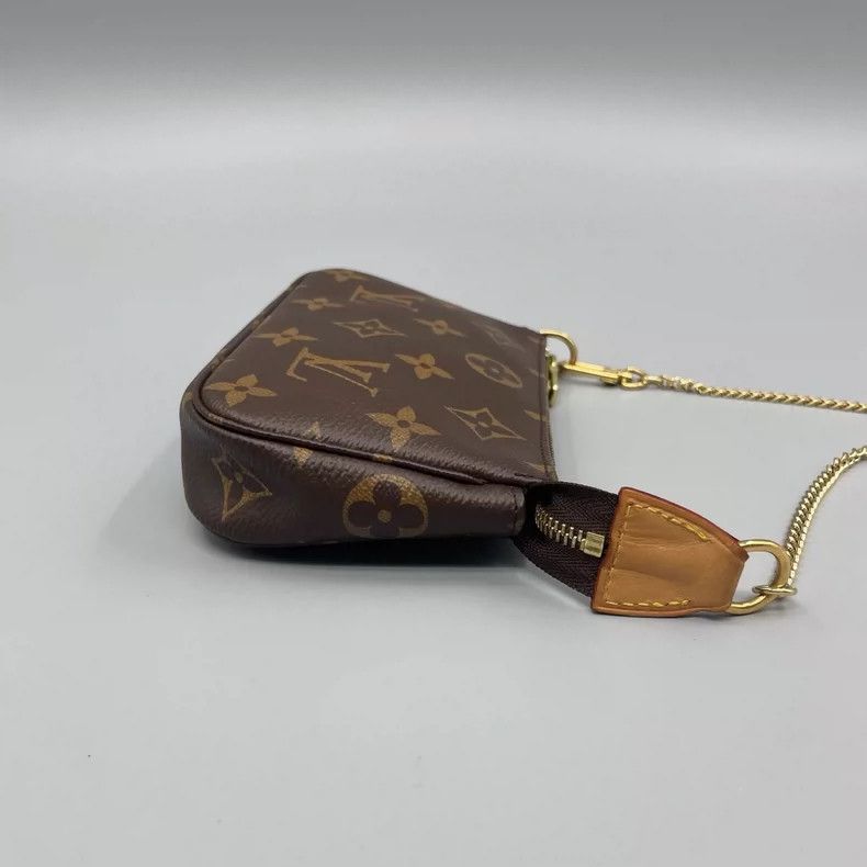 Louis Vuitton Louis Vuitton Chain Handbag with Monogram Size ONE SIZE - 5 Thumbnail
