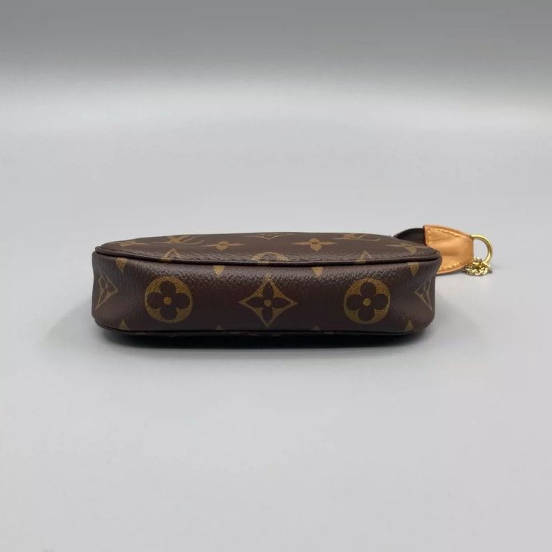 Louis Vuitton Louis Vuitton Chain Handbag with Monogram Size ONE SIZE - 3 Thumbnail