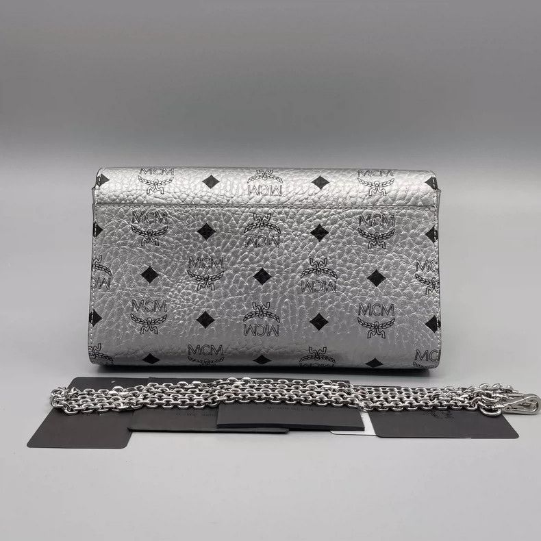 MCM MCM Silver Envelope Shoulder Crossbody Bag Size ONE SIZE - 2 Thumbnail