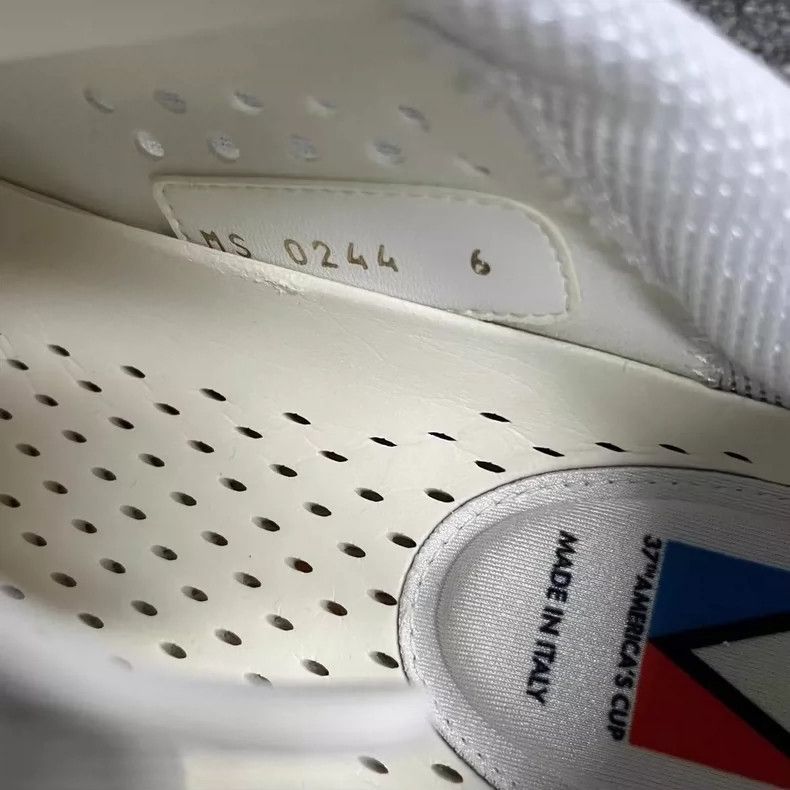 Louis Vuitton Louis Vuitton White Low-Top Sneakers Size US 6 / EU 39 - 4 Thumbnail