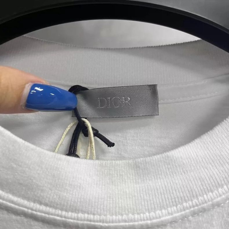 Dior Dior White Short Sleeve T-Shirt Size M/L Size US M / EU 48-50 / 2 - 2 Thumbnail