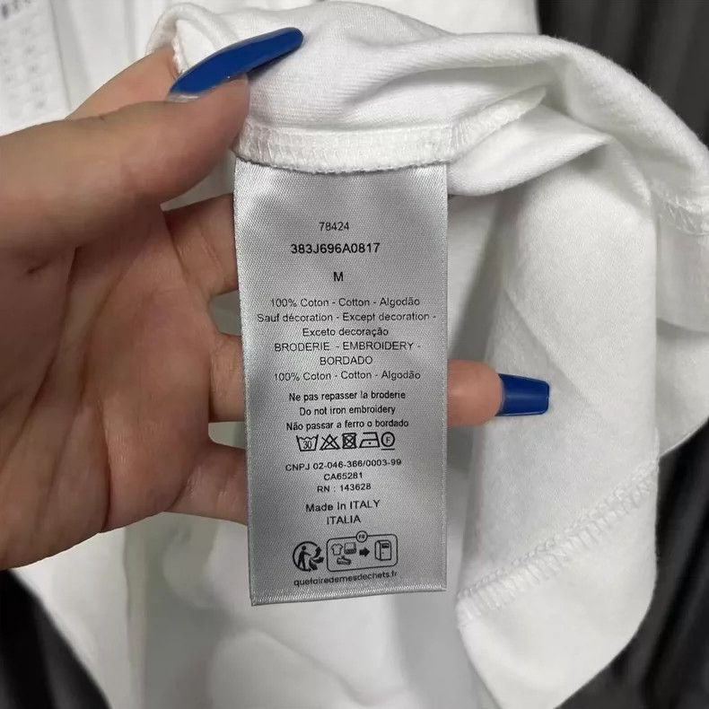 Dior Dior White Short Sleeve T-Shirt Size M/L Size US M / EU 48-50 / 2 - 5 Thumbnail