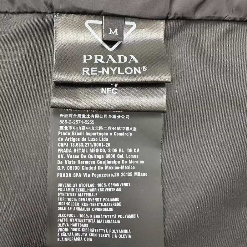 Prada Prada Nylon Zip Jacket Size M Size US M / EU 48-50 / 2 - 4 Thumbnail