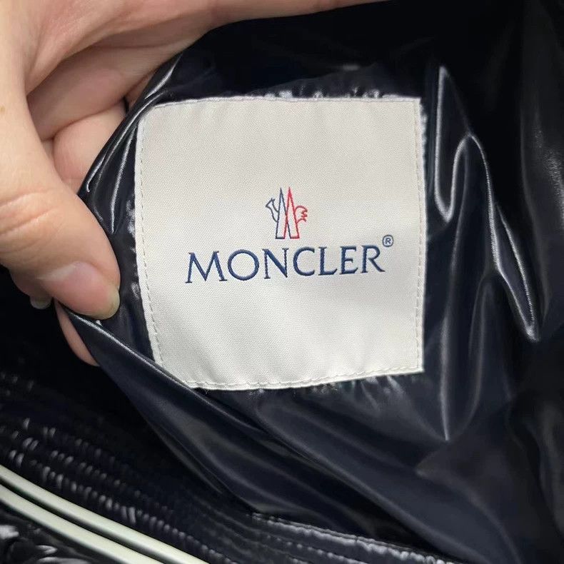 Moncler Moncler Black Zippered Down Jacket Size US S / EU 44-46 / 1 - 3 Thumbnail