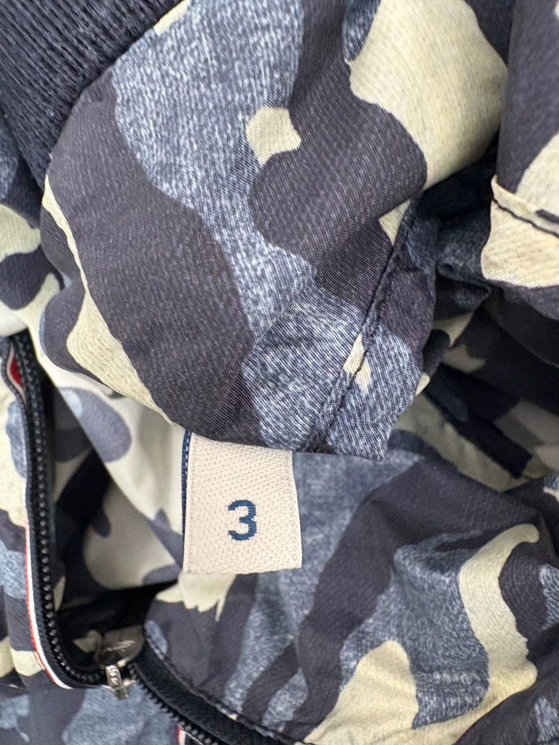 Moncler Moncler Camouflage Lightweight Jacket in Blue Size US M / EU 48-50 / 2 - 6 Thumbnail