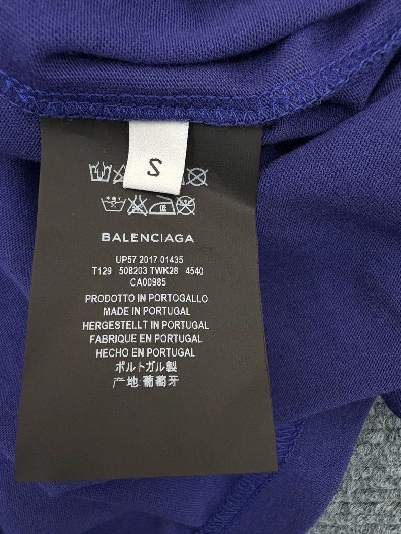 Balenciaga Balenciaga Blue Short Sleeve T-Shirt Size US S / EU 44-46 / 1 - 7 Thumbnail