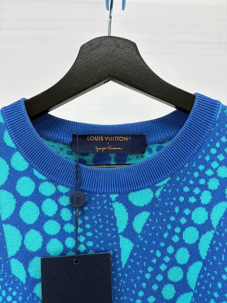 Louis Vuitton Louis Vuitton Dot Pattern T-shirt Size S Size US S / EU 44-46 / 1 - 4 Thumbnail