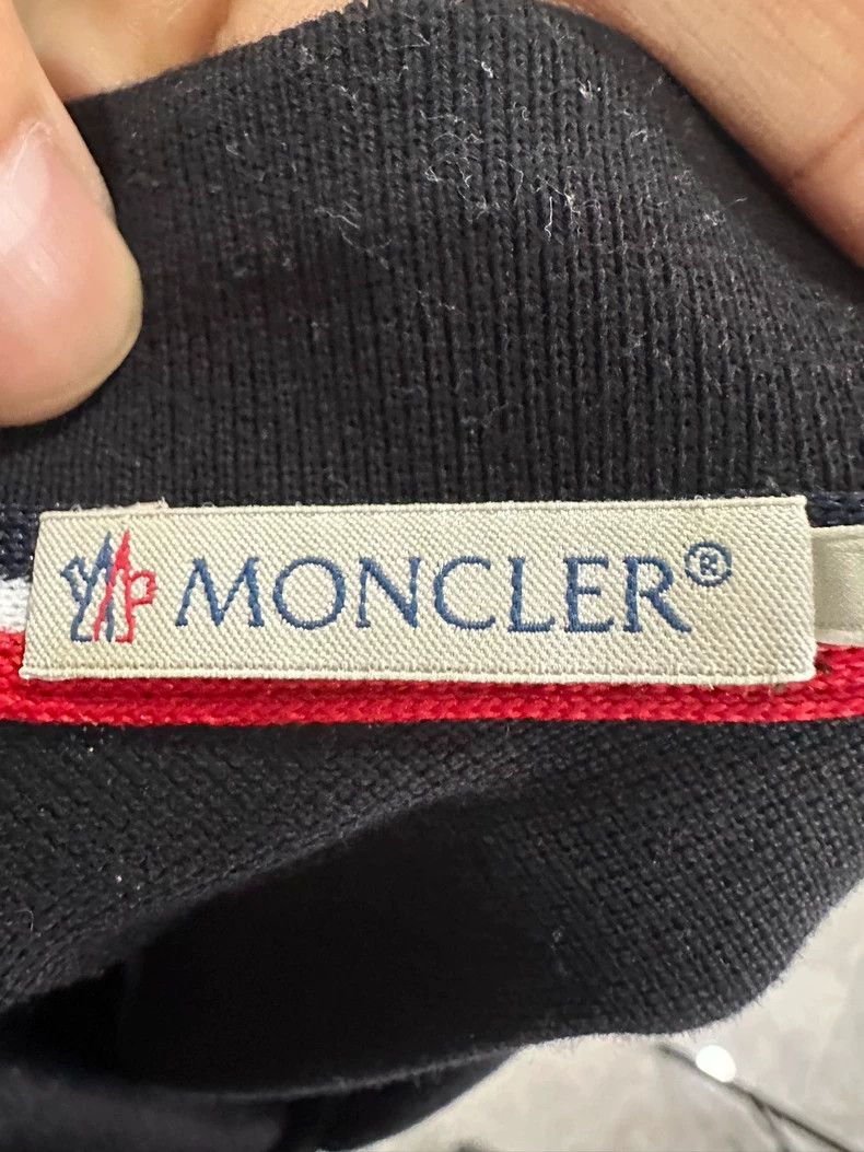 Moncler Moncler Black and White Embroidered Polo Shirt Size US M / EU 48-50 / 2 - 3 Thumbnail
