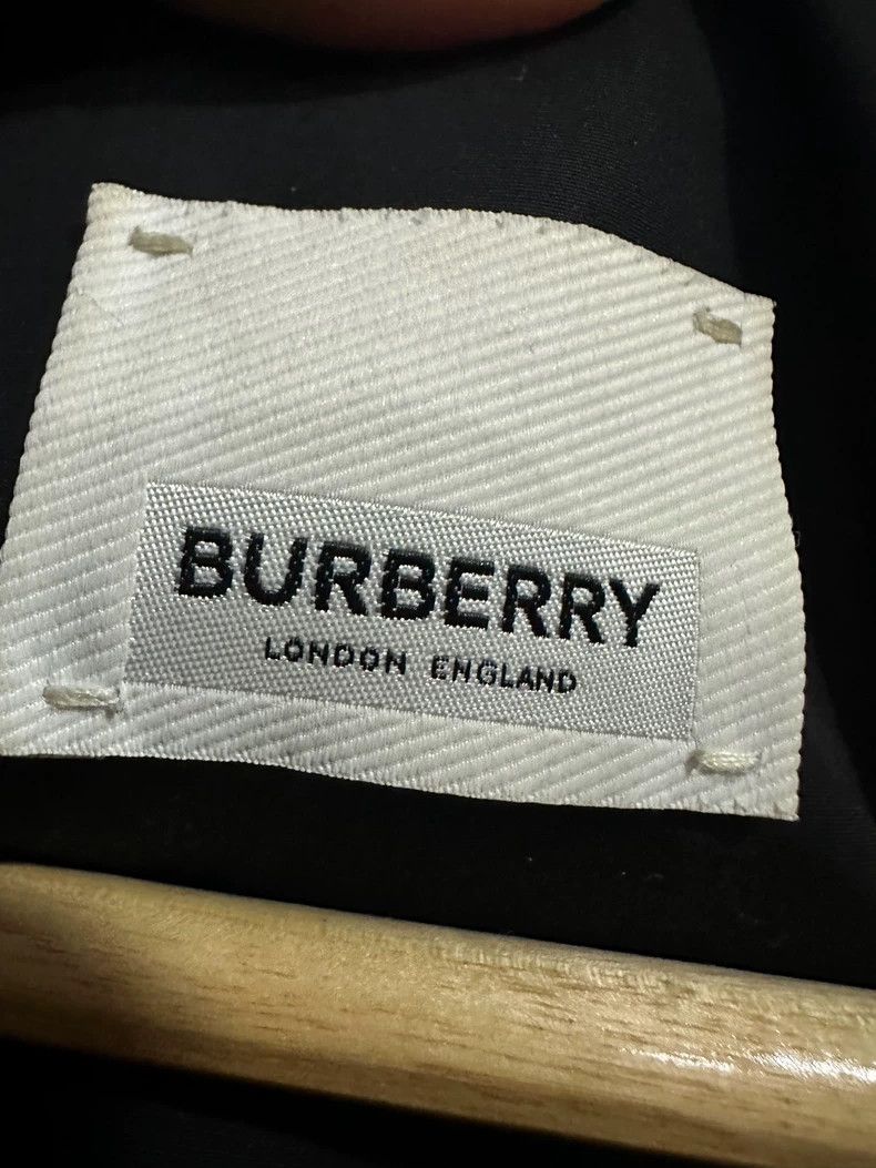 Burberry Burberry Logo Jacket in Excellent Condition Size US L / EU 52-54 / 3 - 3 Thumbnail