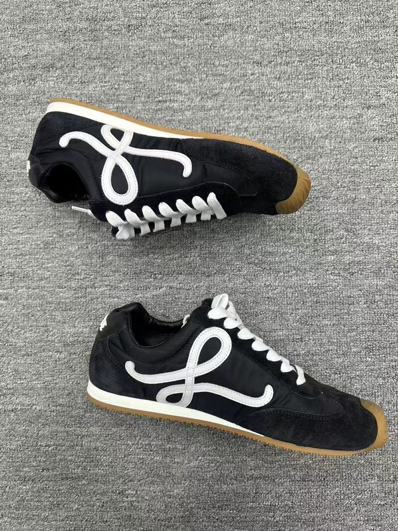 Loewe Loewe Black Sneakers Size 41 With Laces Size US 10.5 / EU 43-44 - 3 Thumbnail