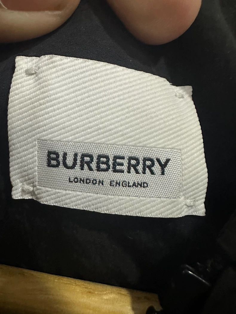 Burberry Burberry Zip Hooded Sweatshirt Size 48 Size US L / EU 52-54 / 3 - 3 Thumbnail