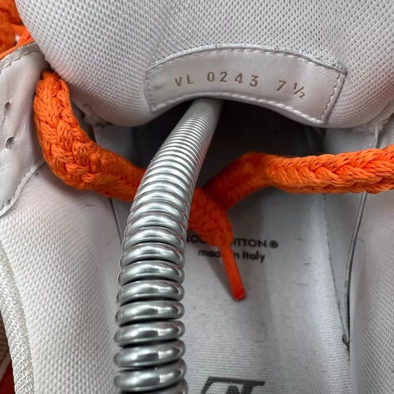 Louis Vuitton LV Louis Vuitton Trainer Sneakers Orange and White Size US 9 / EU 42 - 4 Thumbnail