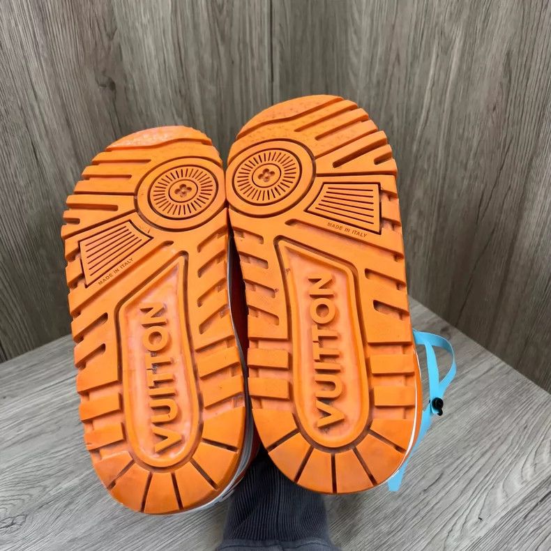 Louis Vuitton LV Louis Vuitton Trainer Sneakers Orange and White Size US 9 / EU 42 - 5 Thumbnail