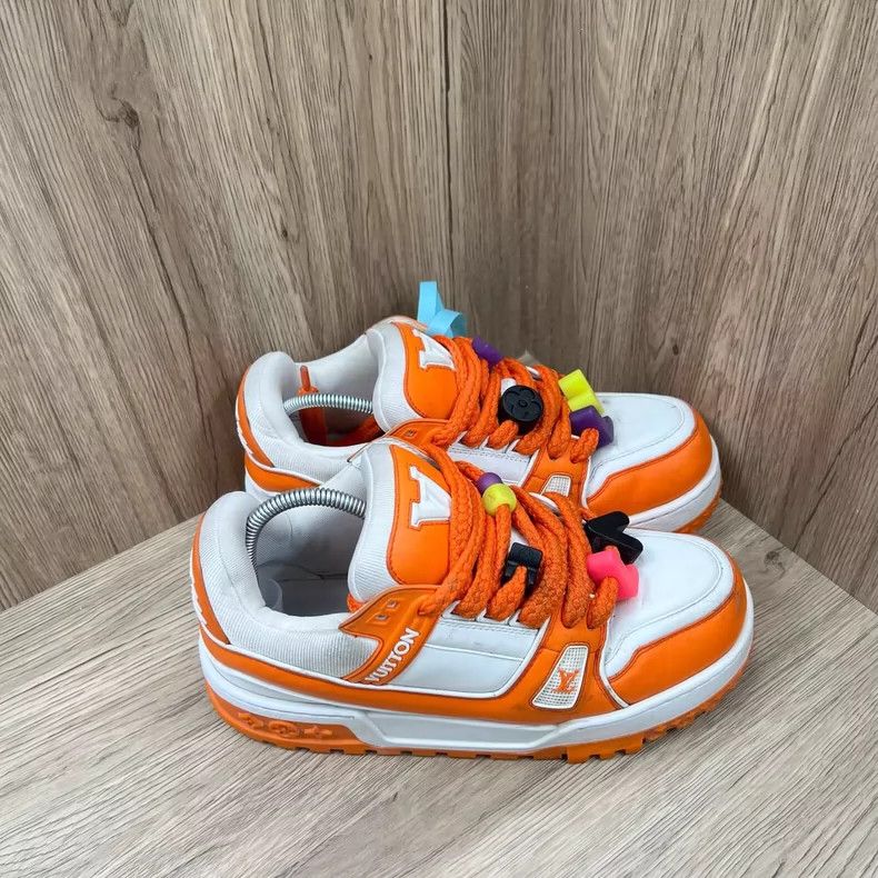 Louis Vuitton LV Louis Vuitton Trainer Sneakers Orange and White Size US 9 / EU 42 - 6 Thumbnail