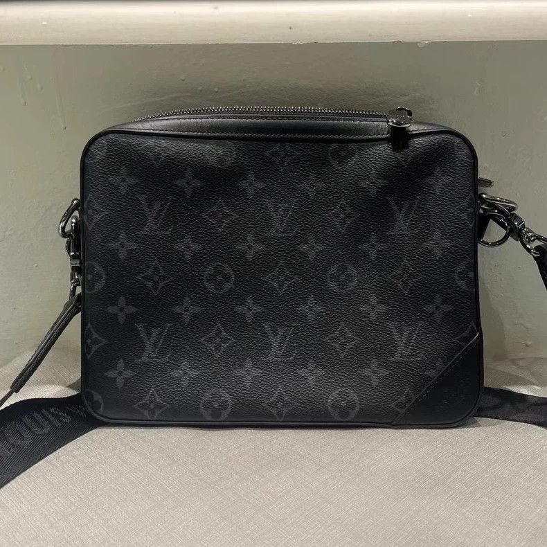 Louis Vuitton Louis Vuitton Classic Gray Three-in-One Bag Size ONE SIZE - 2 Thumbnail