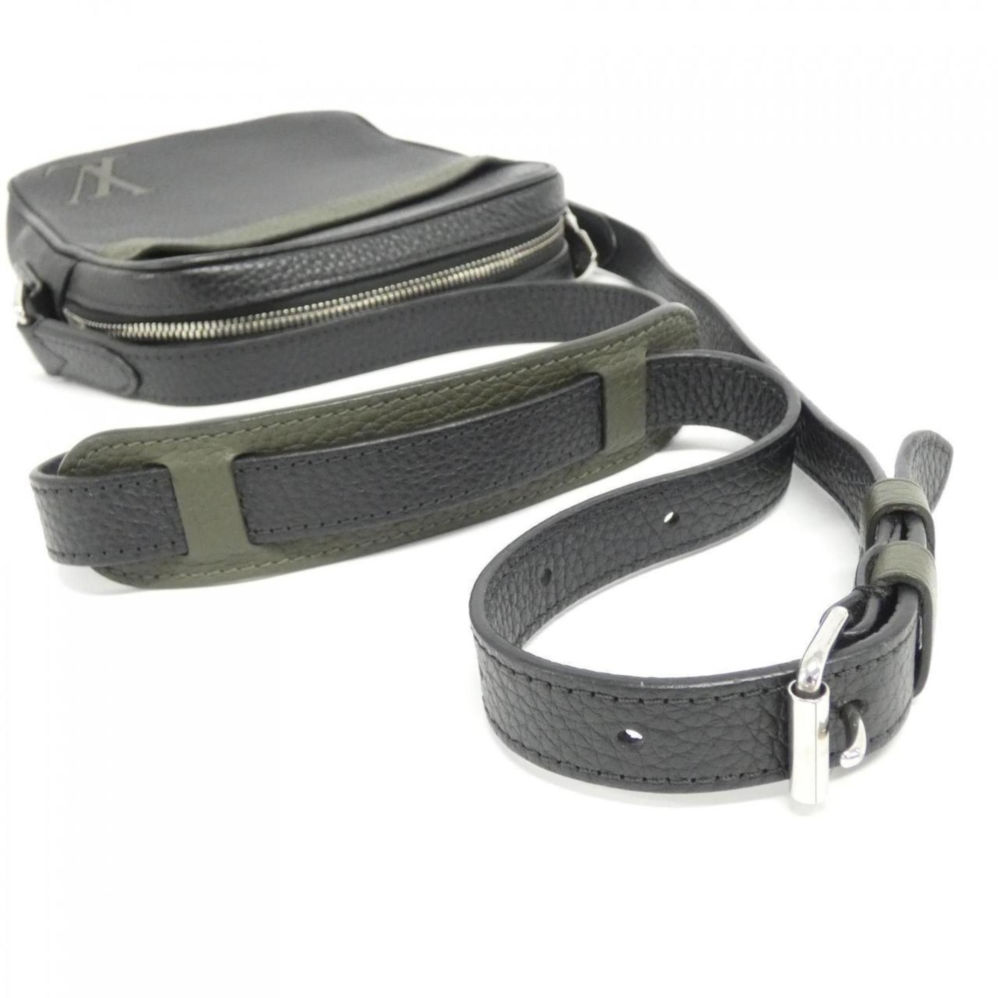 Louis Vuitton Louis Vuitton Danube shoulder Size ONE SIZE - 3 Thumbnail