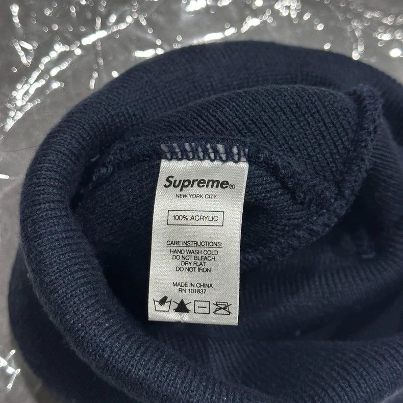 Supreme Supreme Embroidered Knit Cold Hat Size ONE SIZE - 2 Thumbnail