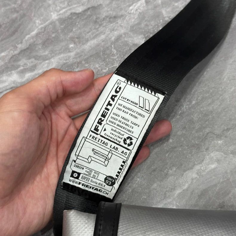 Balenciaga FREITAG F14 Star Limited Edition Messenger Bag Size ONE SIZE - 4 Thumbnail