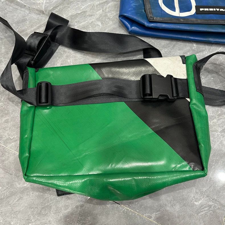 Balenciaga FREITAG F14 Messenger Bag in Black Green Size ONE SIZE - 3 Thumbnail