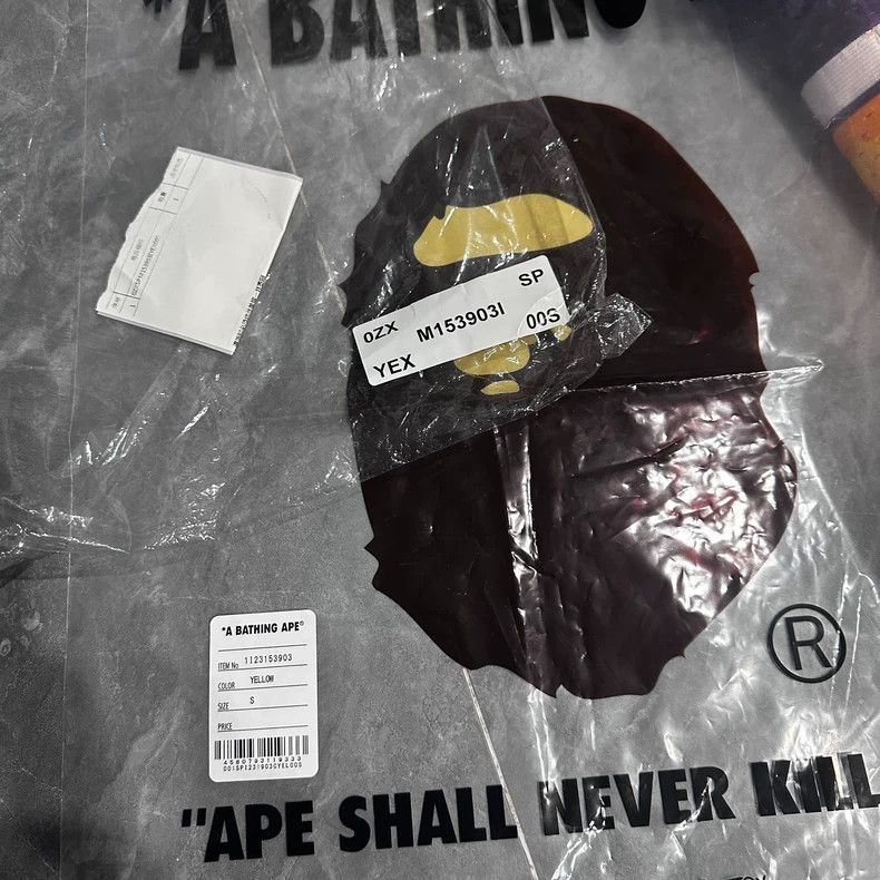 Bape Lakers Team Short Pants with Graffiti Design Size US 26 / EU 42 - 8 Thumbnail