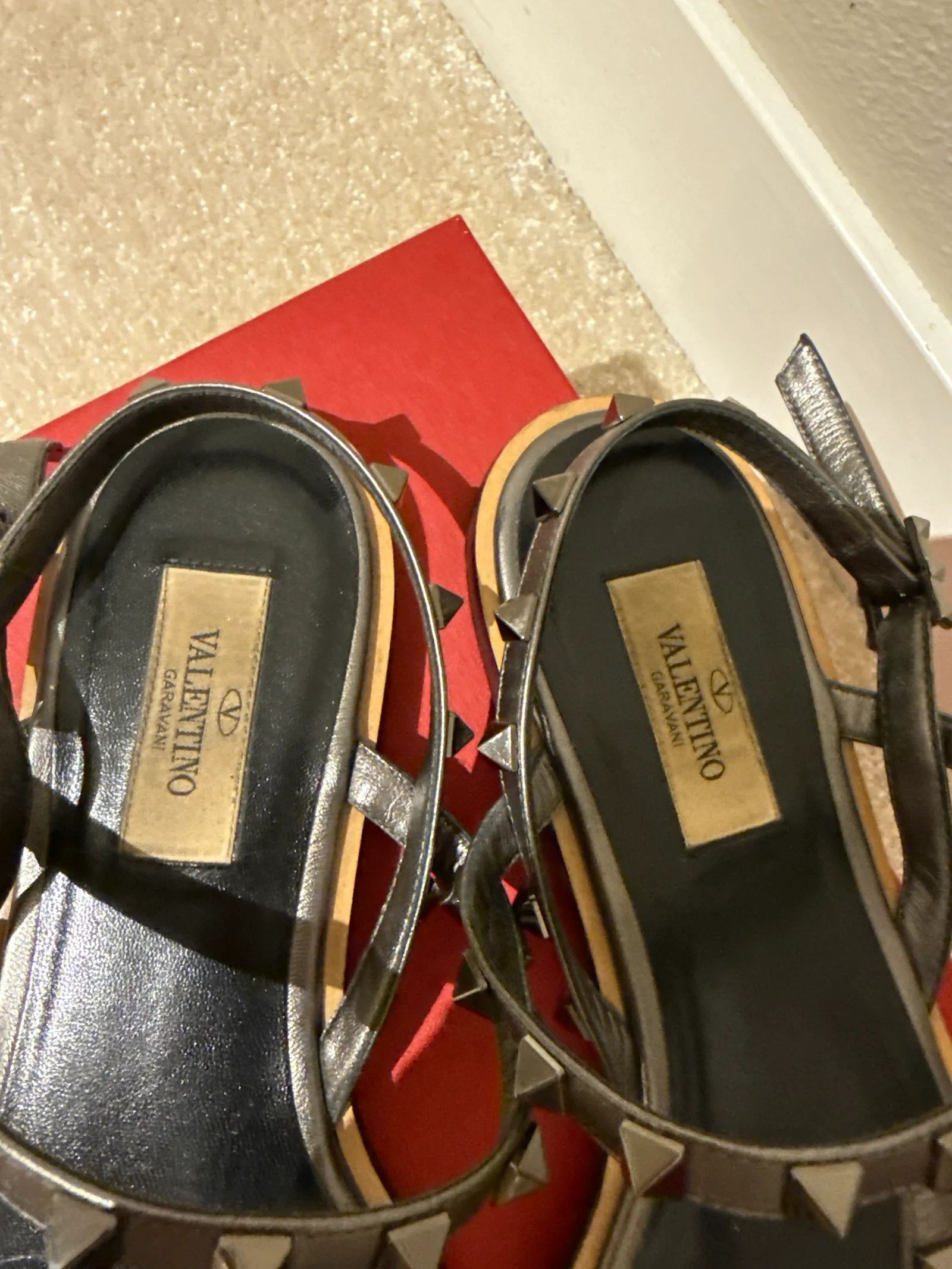 Valentino Valentino Sandal rutenio hele/tacco Sandals Size US 10 / IT 40 - 2 Thumbnail