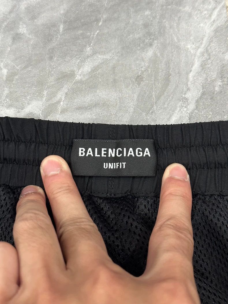 Balenciaga Balenciaga Nylon School Uniform Long Pants Size US 26 / EU 42 - 4 Thumbnail