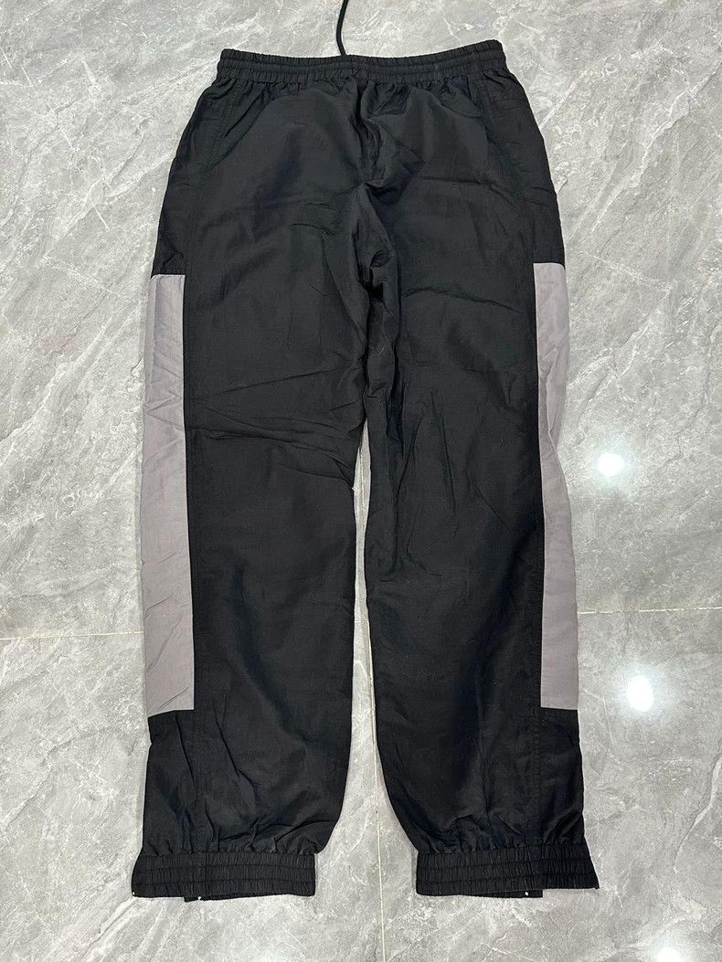 Balenciaga Balenciaga Nylon School Uniform Long Pants Size US 26 / EU 42 - 2 Thumbnail