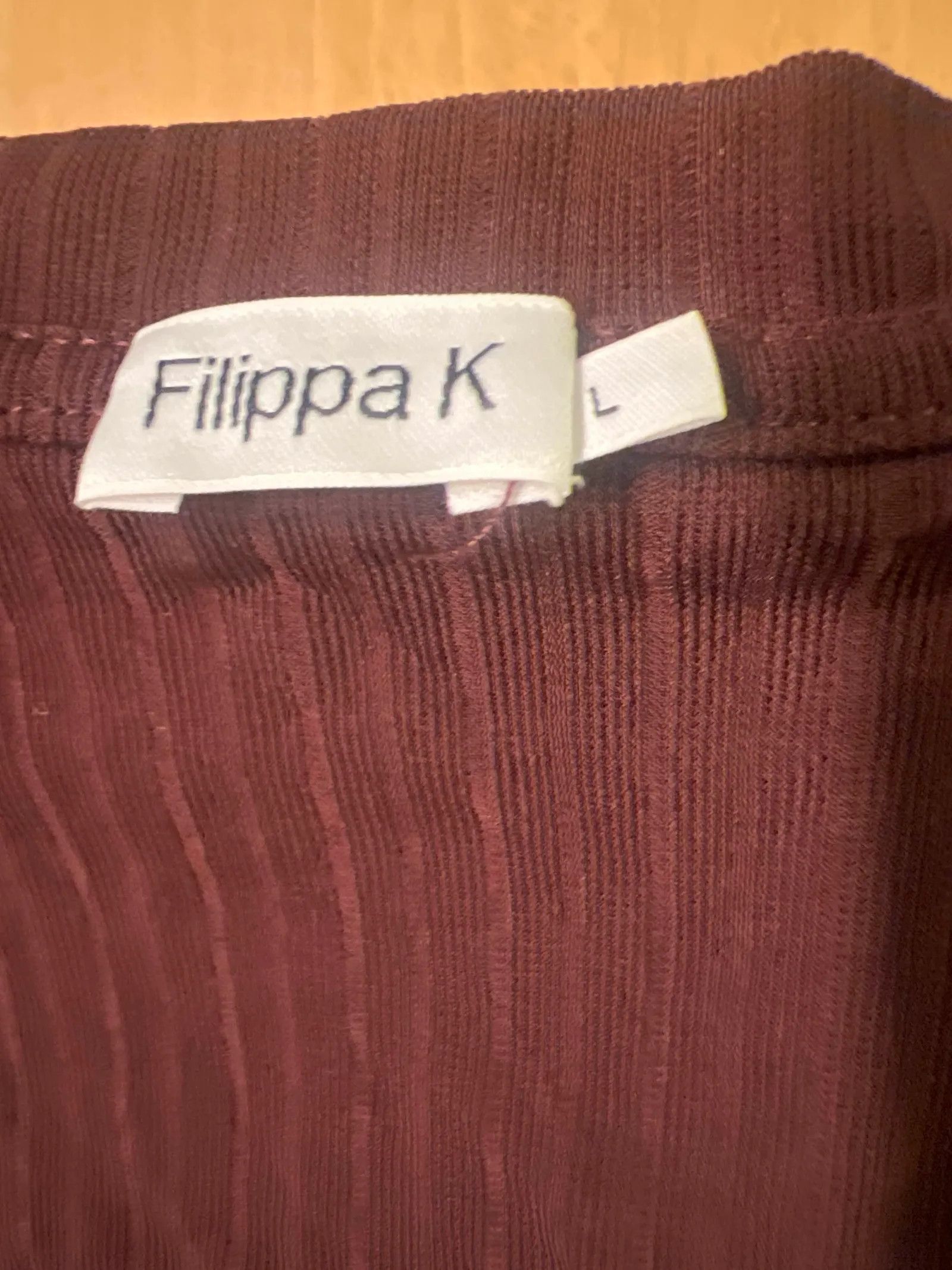 Filippa K Filippa K Deep V Jersey Blouse Top Size L / US 10 / IT 46 - 2 Thumbnail