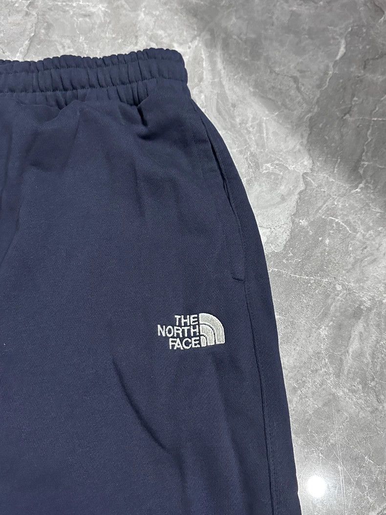The North Face The North Face Embroidered Tapered Pants Size US 34 / EU 50 - 2 Thumbnail