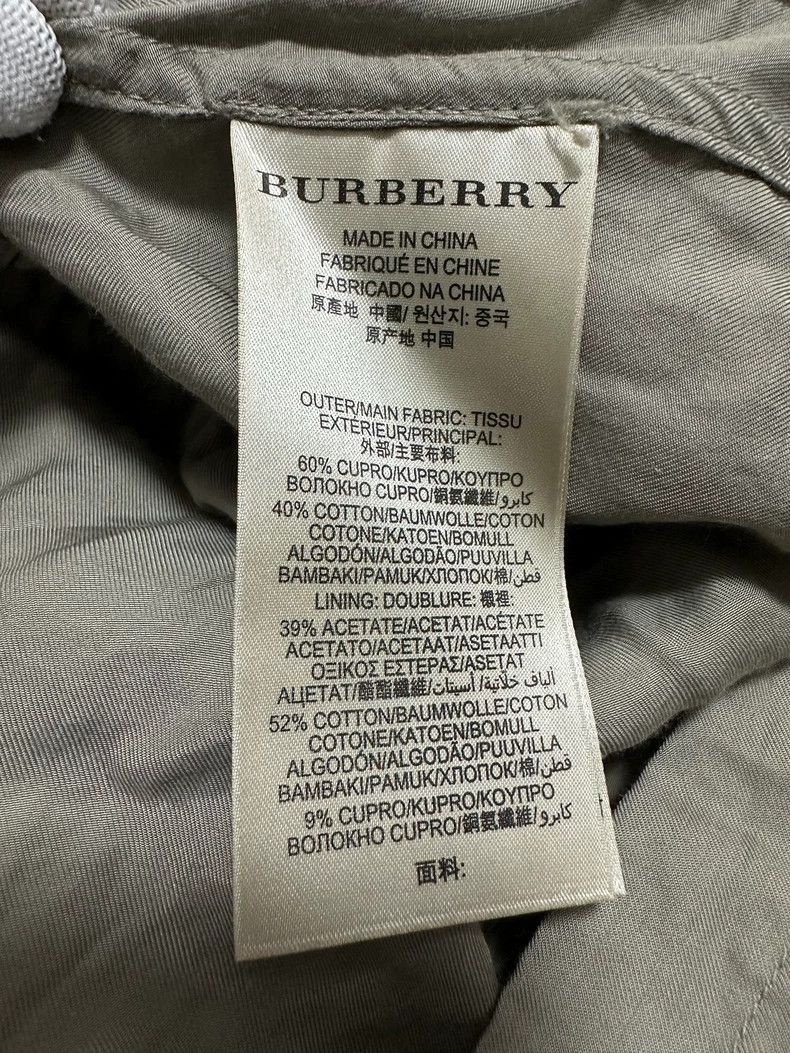 Burberry Burberry Women's Jacket with Gold Detailing Size US L / EU 52-54 / 3 - 7 Thumbnail