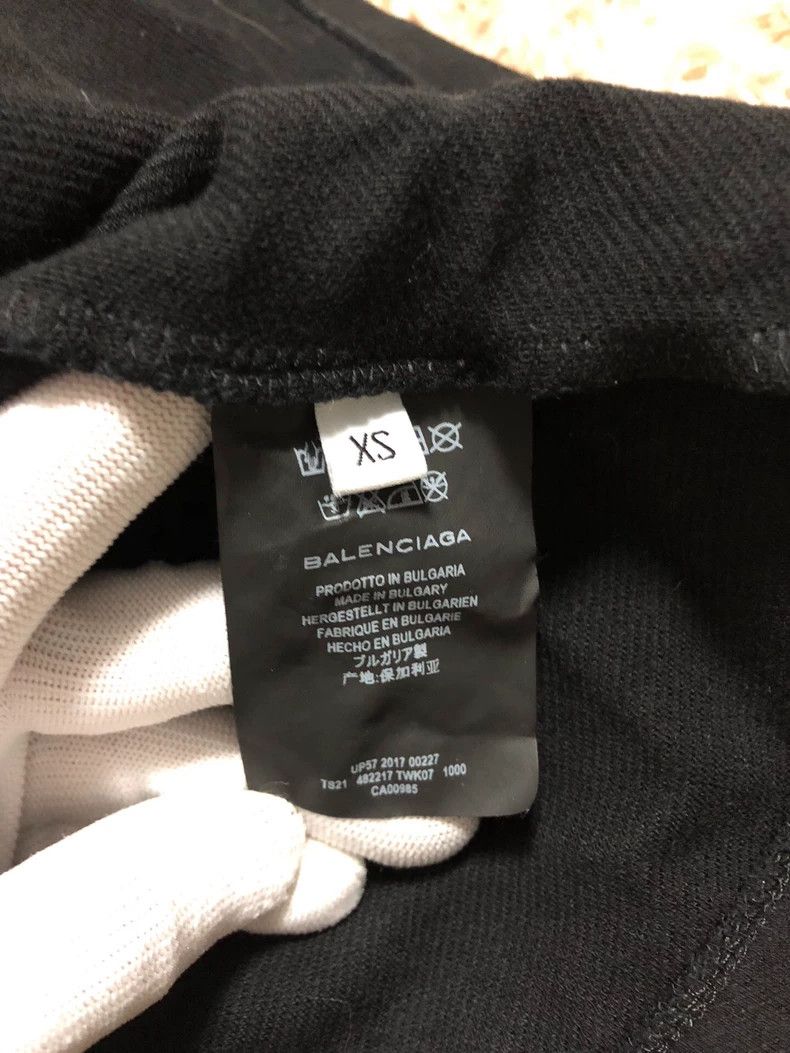 Balenciaga Balenciaga Embroidered Oversized Sweatshirt XS Size Size US XS / EU 42 / 0 - 5 Thumbnail