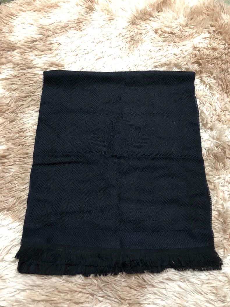 Versace Versace Men's Wool Scarf in Good Condition Size ONE SIZE - 2 Thumbnail