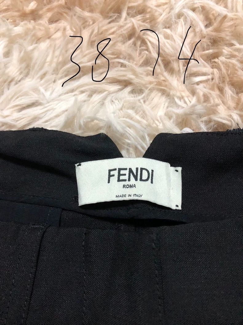 Fendi FENDI Women's Cropped Pants Size 40 Size US 40 / EU 56 - 4 Thumbnail