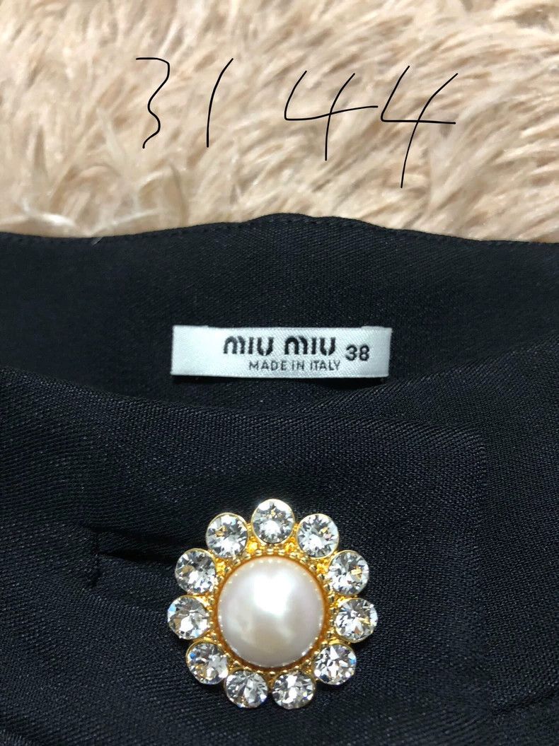 Prada Miumiu Black Pearl Button Skirt Size 38 Size US 38 / EU 54 - 4 Thumbnail