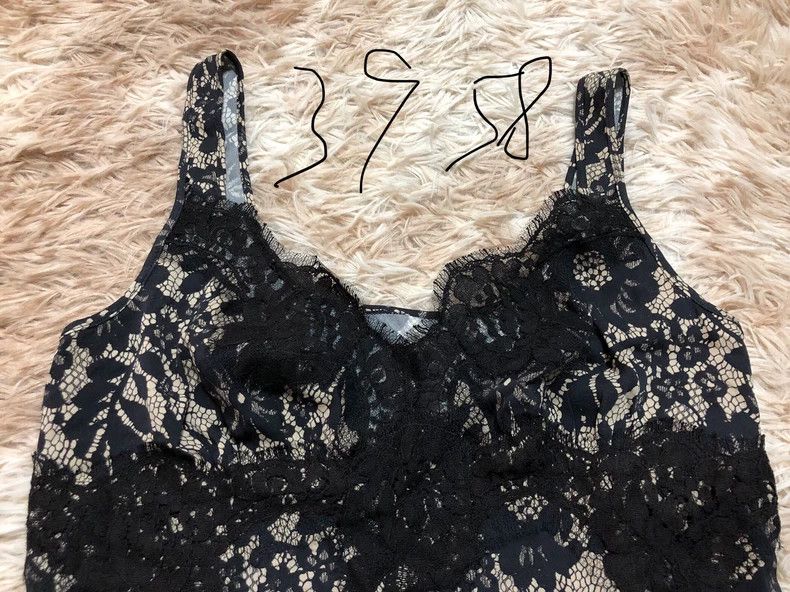 Dolce Gabbana Lace Sleeveless Top