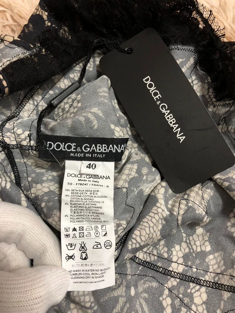 Dolce Gabbana Lace Sleeveless Top