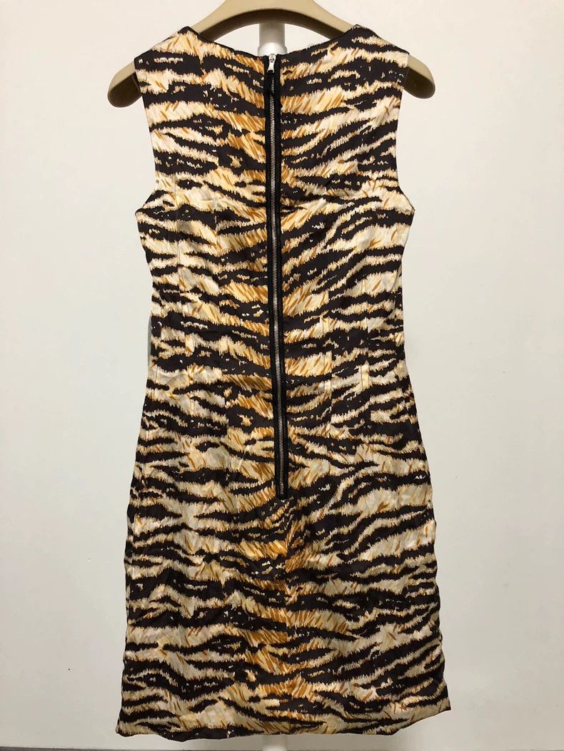 Dolce & Gabbana D&G Tiger Stripe Silk Dress Size 40 Size US 40 / EU 56 - 2 Thumbnail