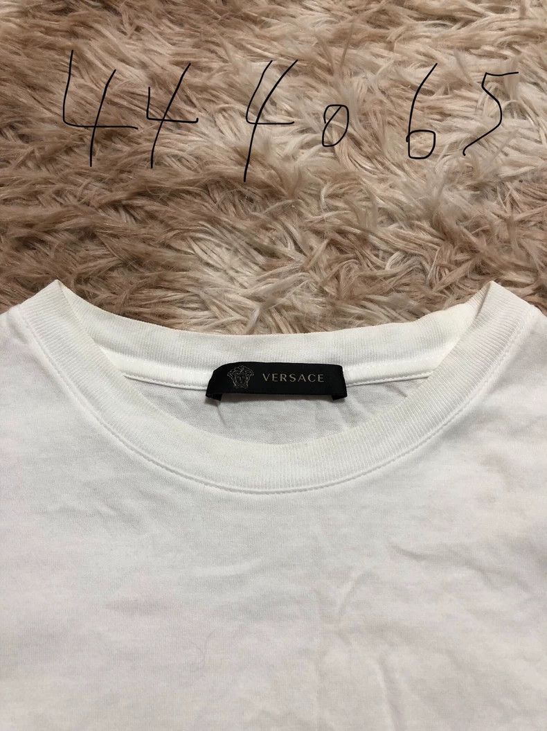 Versace Versace Women's Short Sleeve T-Shirt Size US M / EU 48-50 / 2 - 3 Thumbnail